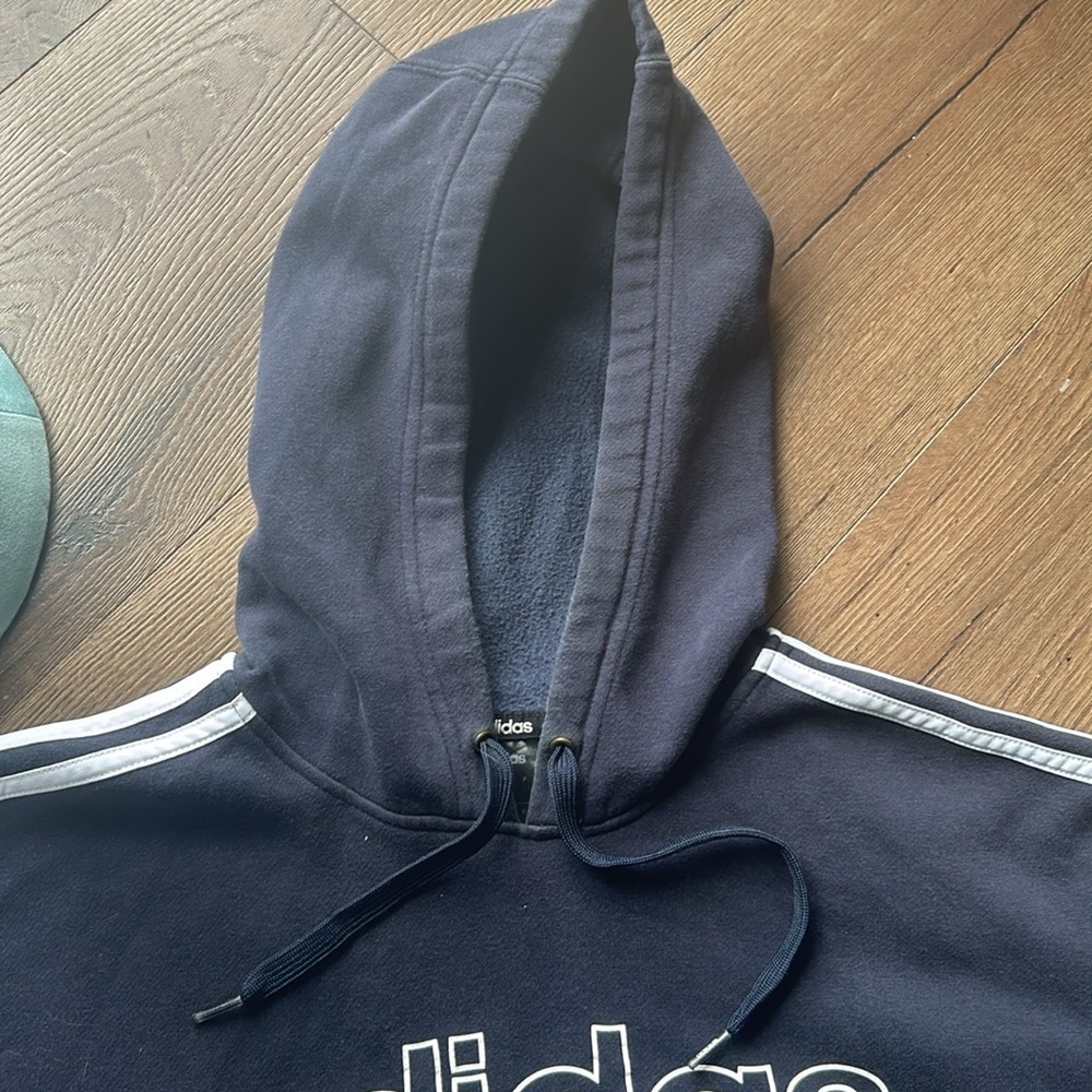 Adidas sweater ! Large ! - Picture 4 of 5